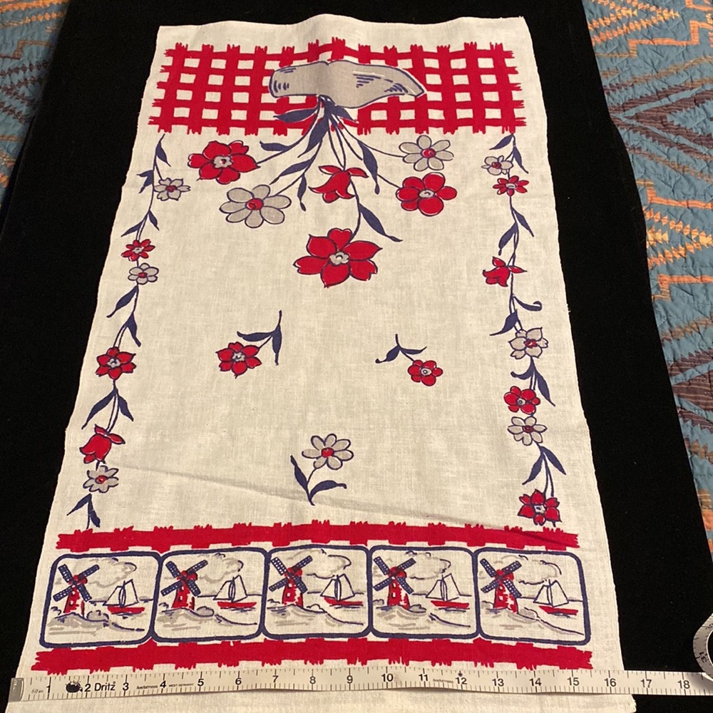 Dutch themed towel - Picture 2 of 7